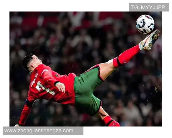 42岁足球球星再度爆发展现传奇实力刷新职业生涯新高度