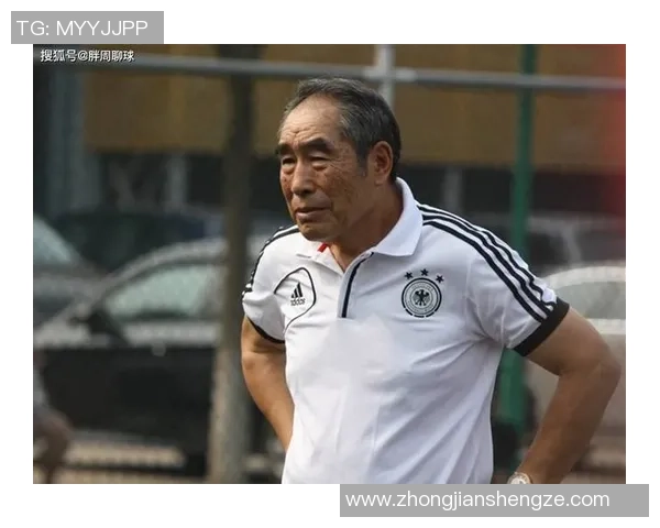 扮老头踢足球的球星是谁背后的故事与不老传奇